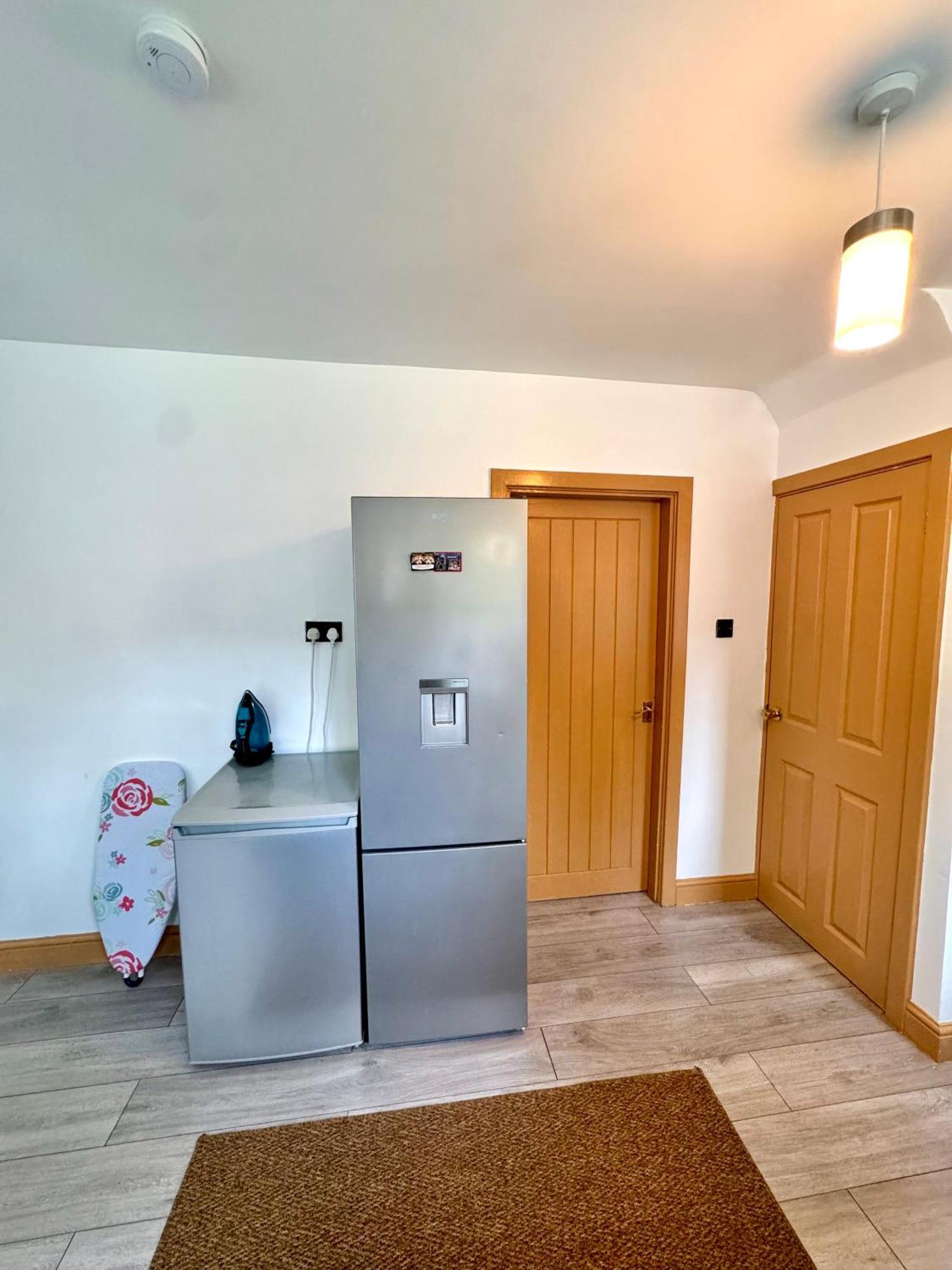 דירות נוטינגהאם Contractor Haven- 3Bdr Crew House, Free Parking, Fast Wifi & Private Garden מראה חיצוני תמונה